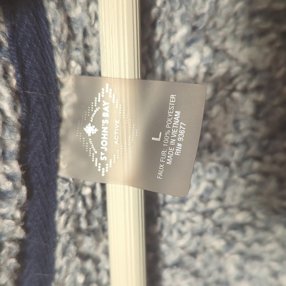L St John's Bay Active Pullover - Picture 2 of 3